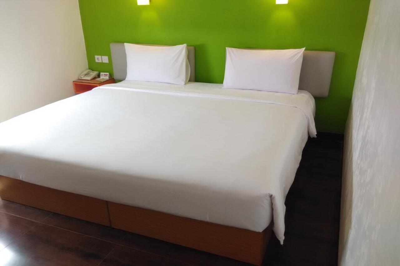 Amaris Hotel Ponorogo Ngoại thất bức ảnh
