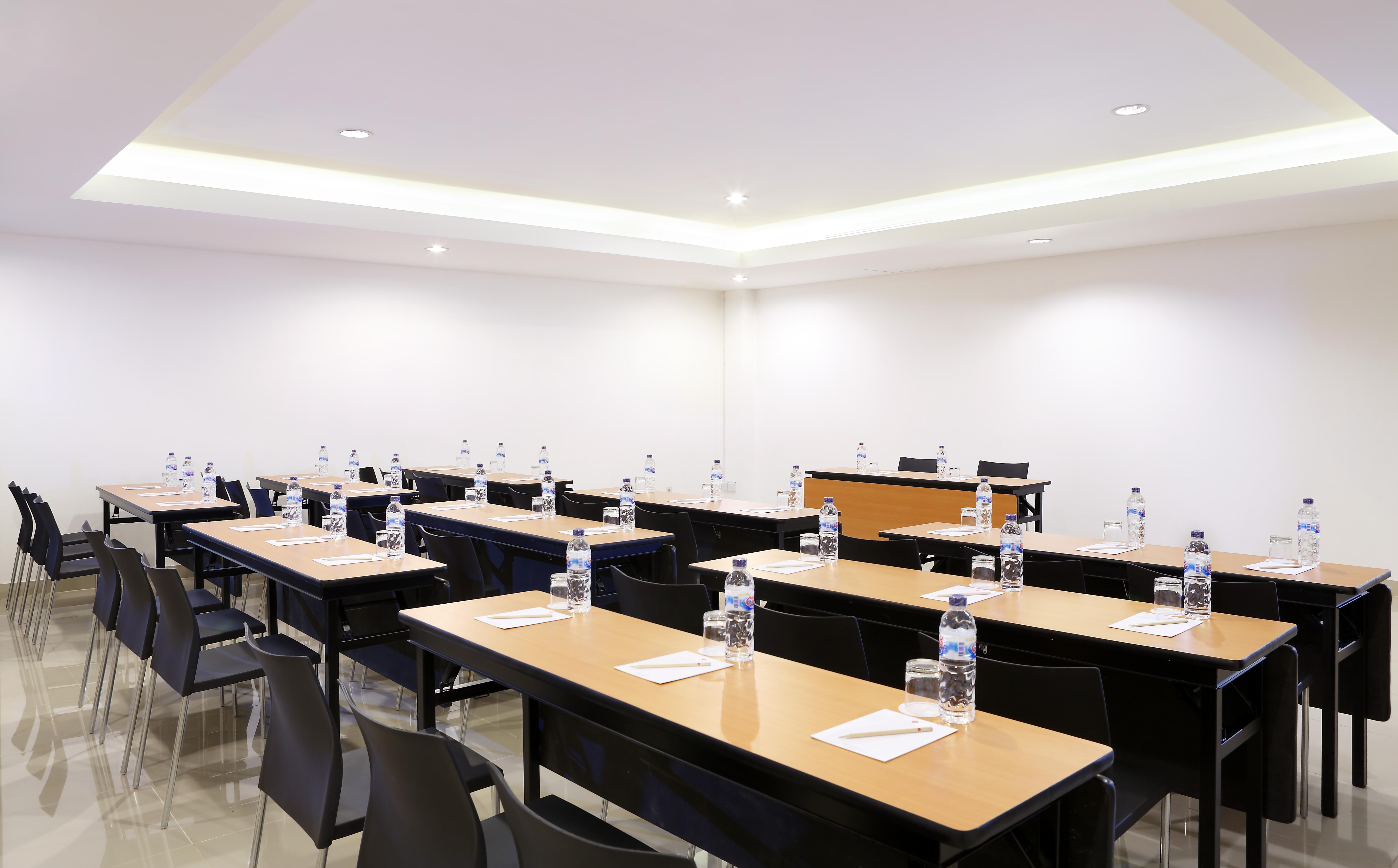 Amaris Hotel Ponorogo Ngoại thất bức ảnh