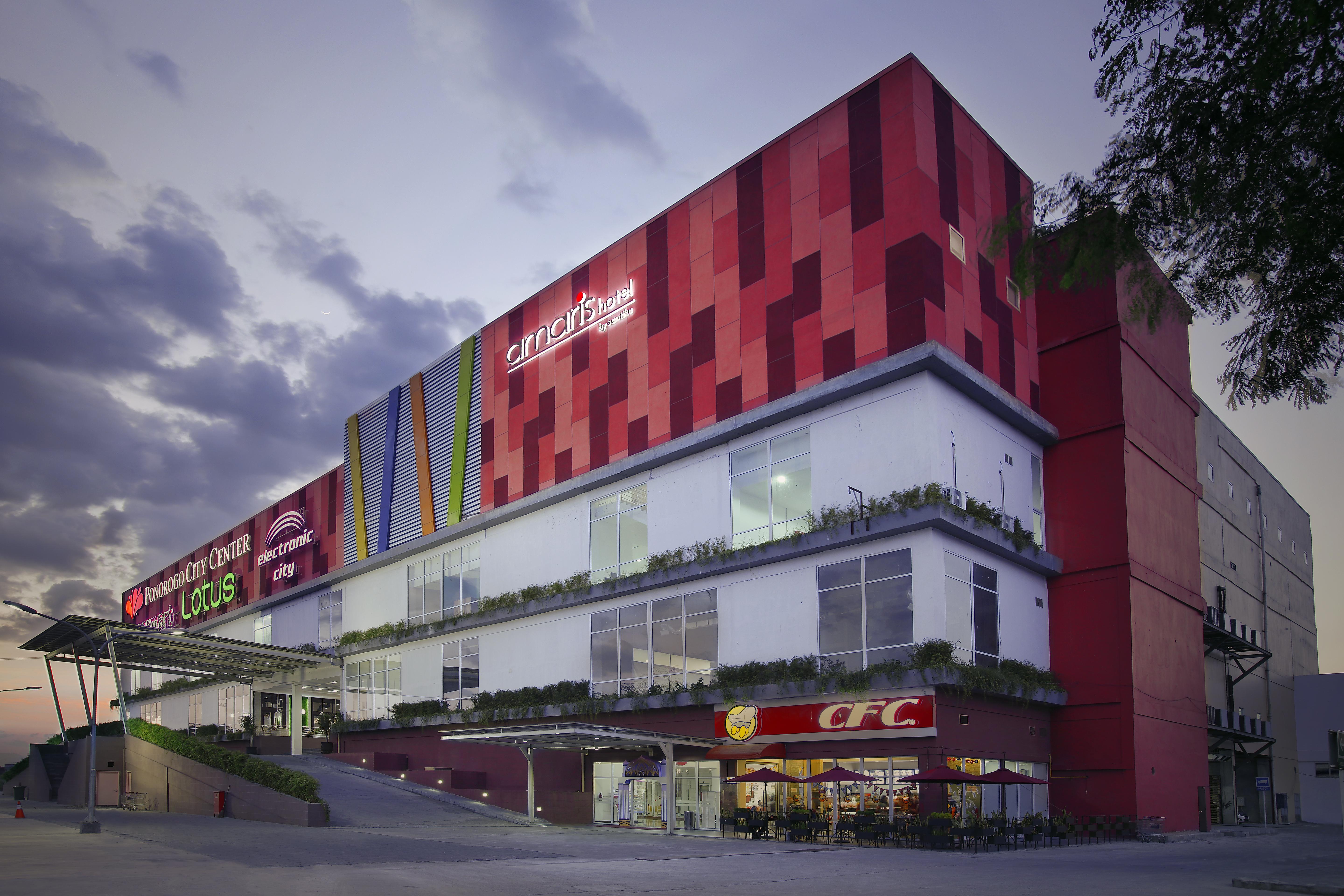 Amaris Hotel Ponorogo Ngoại thất bức ảnh