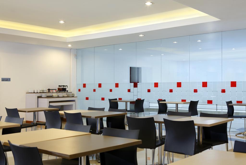 Amaris Hotel Ponorogo Ngoại thất bức ảnh